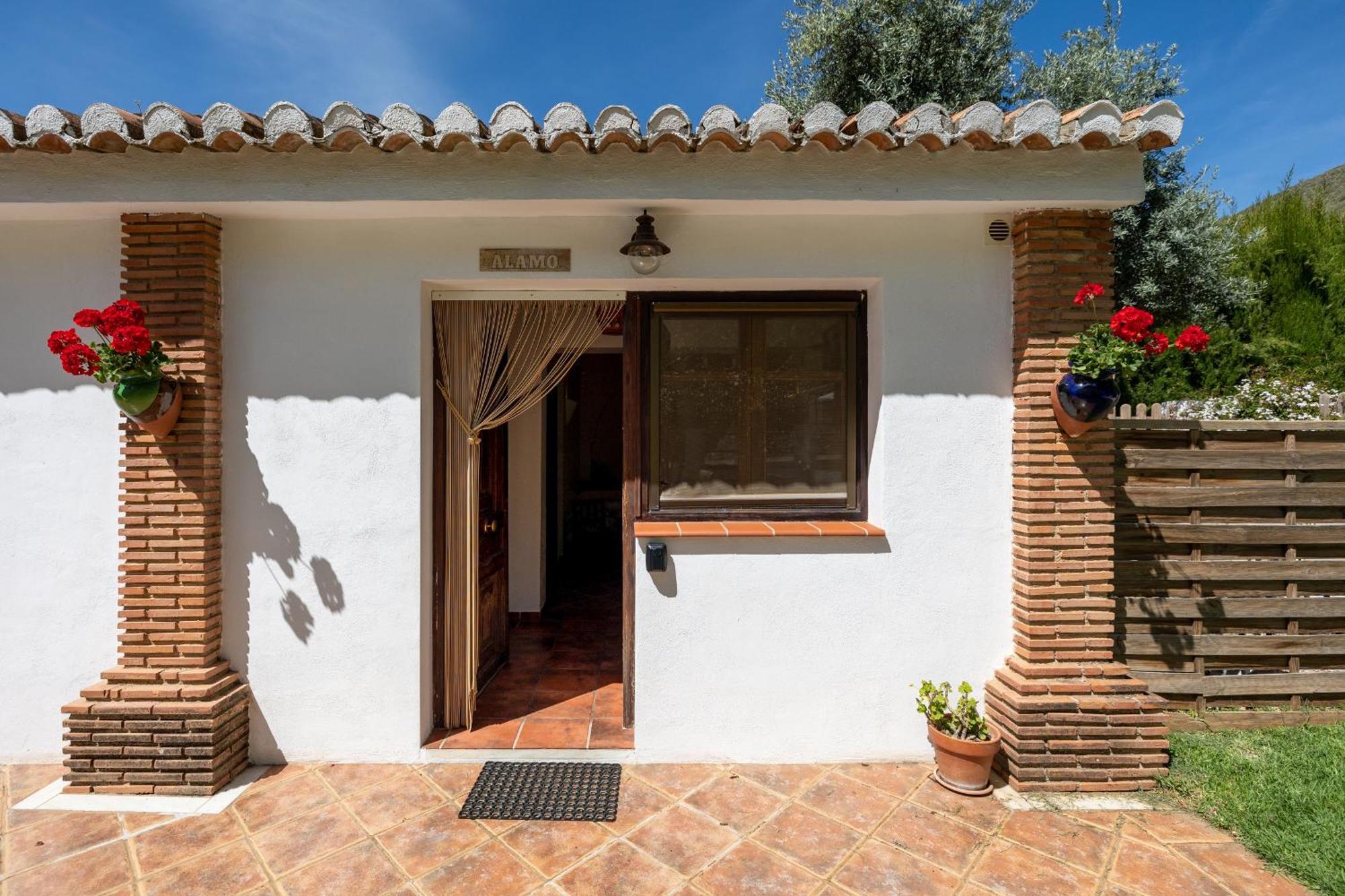 Casa Rural Alba Montis Güéjar Sierra Eksteriør billede